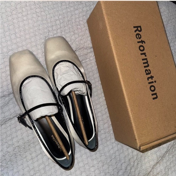 Reformation White and Black Flats with Square Toe - Picture 3 of 7